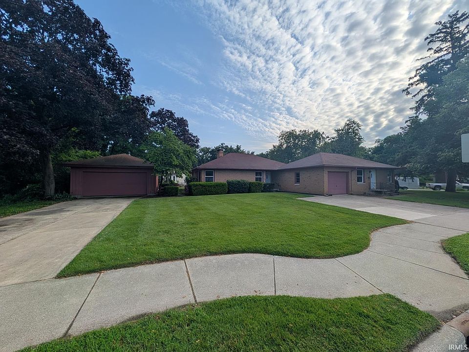 1st image of 412 W Beardsley Ave