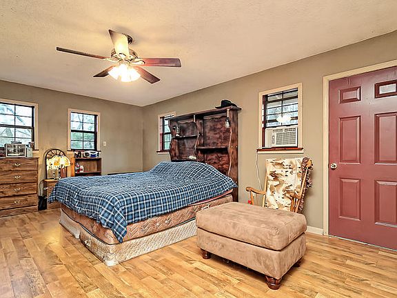 4th image of 18932 Cedar Ter #2170