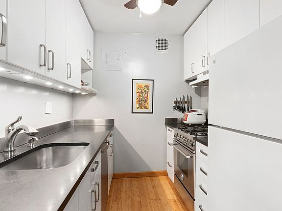 3rd image of 155 E 38th St APT 5E