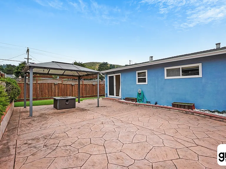 295 Pinehaven Way — Photo 14