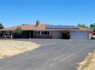 12430 Pawnee Rd, Apple Valley, CA 92308