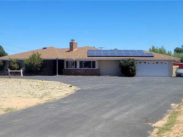 12430 Pawnee Rd, Apple Valley, CA 92308