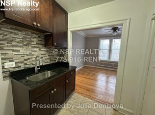1369 W Estes Ave APT 1G, Chicago, IL 60626