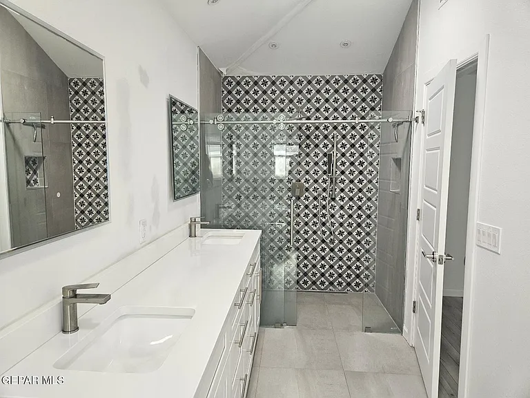 10000 Honolulu Dr — Photo 19