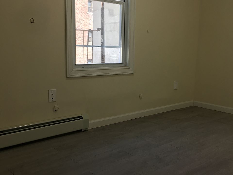 385 E 152nd St Bronx NY | Zillow