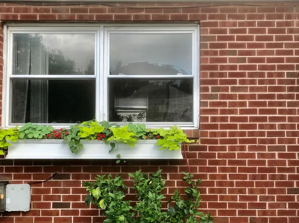4624 Regent St, Philadelphia, PA 19143