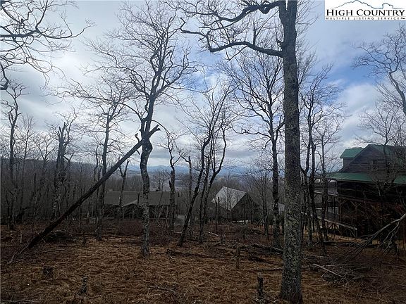 3rd image of 116 N Pinnacle Ridge Drive