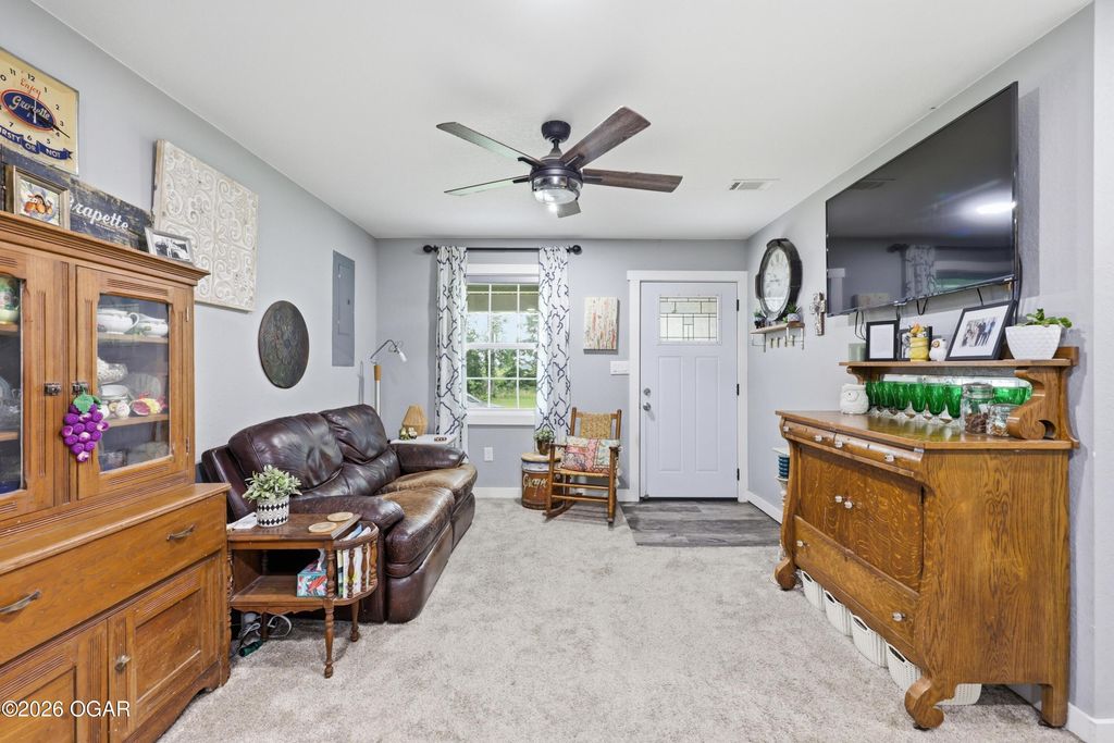 17150 Locust Rd, Carthage, MO - View 5
