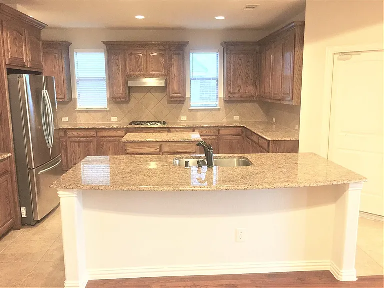 1184 Dutch Hollow Dr — Photo 7