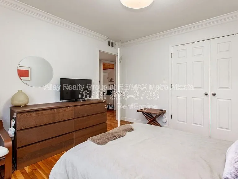 217 Adair St #6 — Photo 17