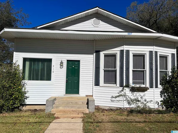 210 E College St, Columbiana, AL 35051