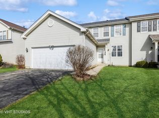 28812 Bakers Dr, Lakemoor, IL 60051
