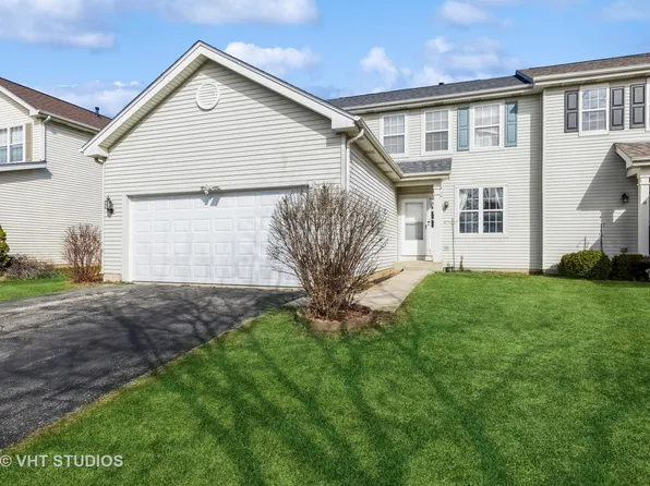 28812 Bakers Dr, Lakemoor, IL 60051