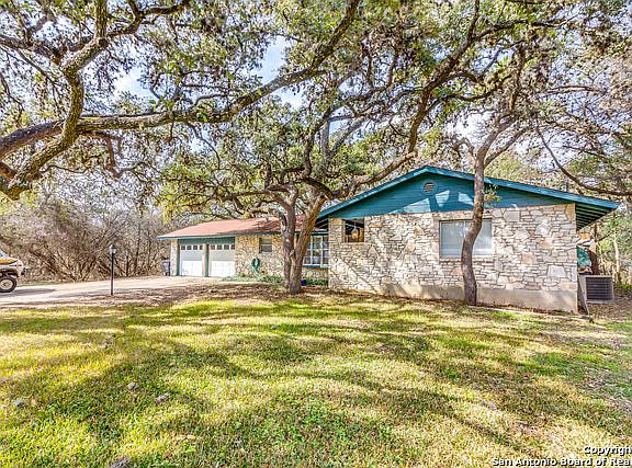 3rd image of 7419 Green Glen Dr