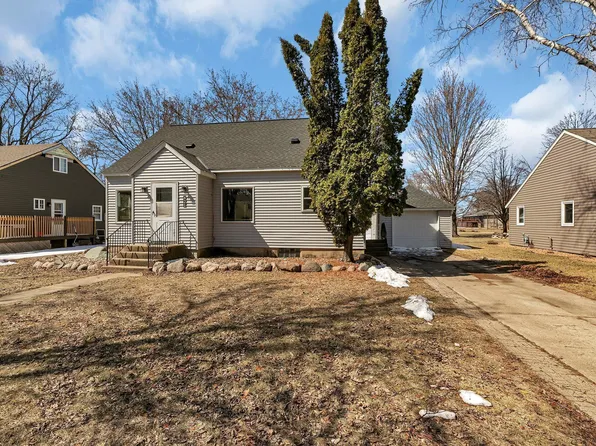 421 Prairie Ave S, Brooten, MN 56316