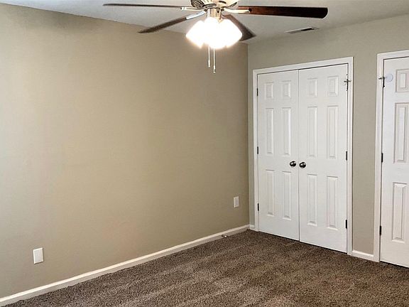 3rd image of 5800 Bridgeway Dr