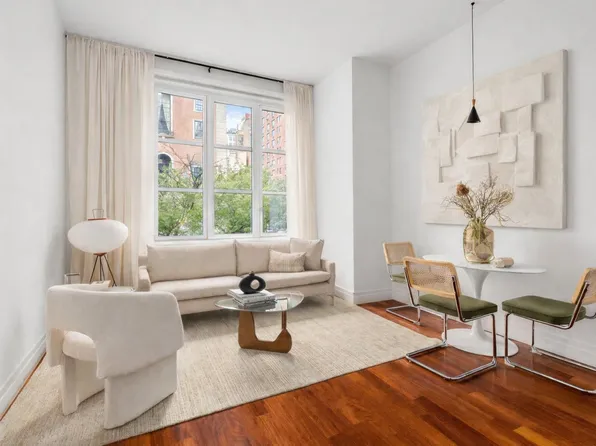 45 Park Avenue image 1 of 16