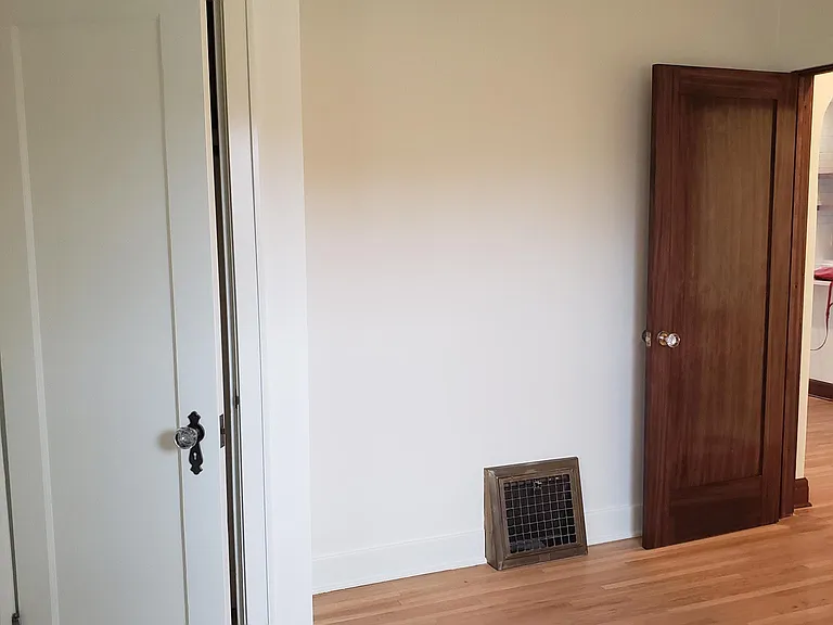 2324 S Post St — Photo 10