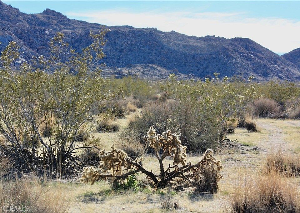 1st image of 64647 Foothill Dr