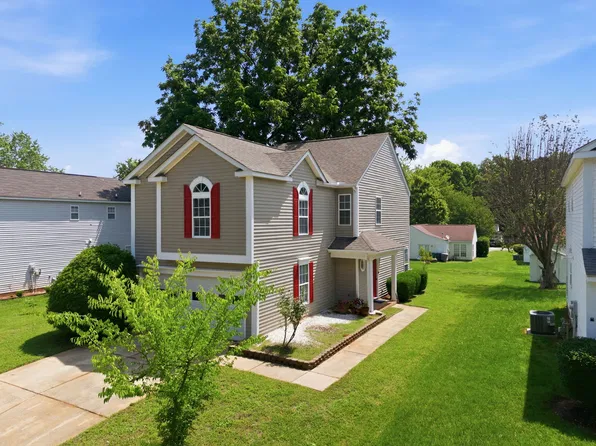 6912 Alanbrook Rd, Charlotte, NC 28215