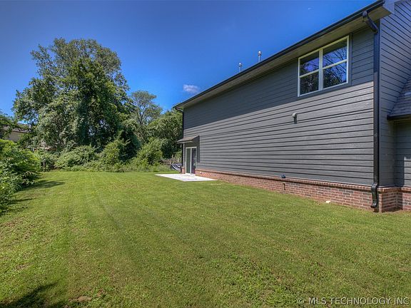 4th image of 2601 W 65th St S