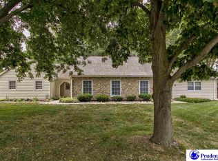 10265 Larimore Ave, Omaha, NE 68134