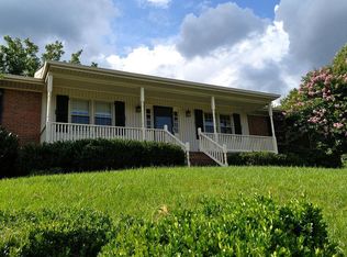 2357 Southlawn Cir SW, Roanoke, VA 24018