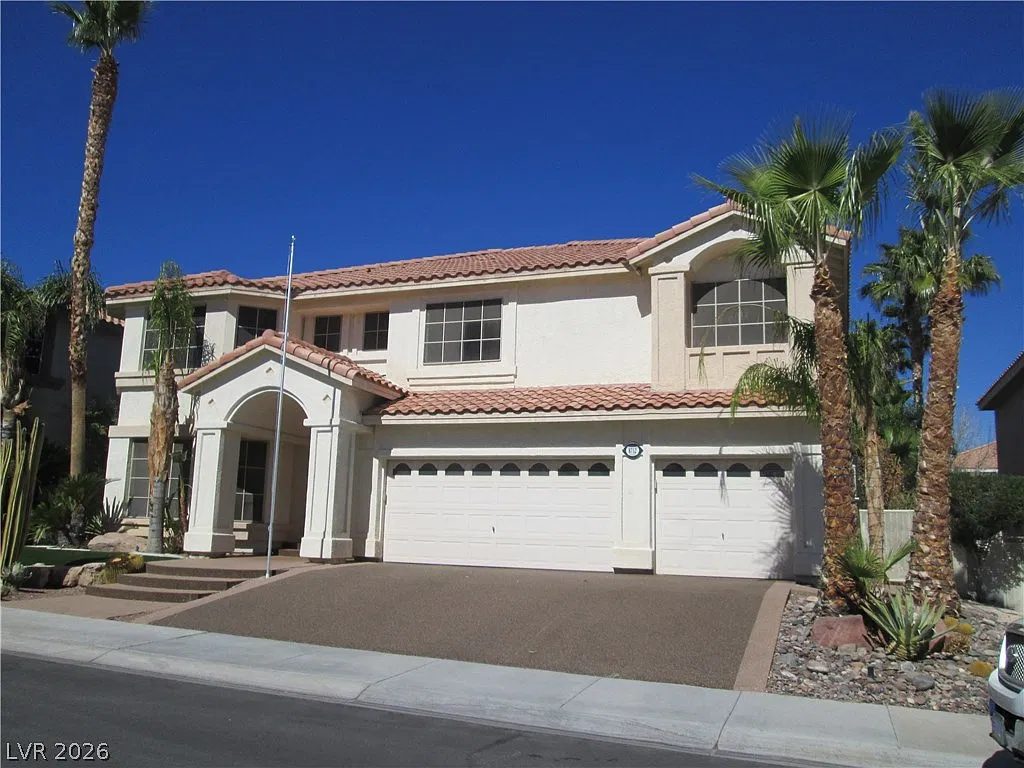 4 bed, 3.0 bath, 4171 sqft, $3,545 — Photo 2