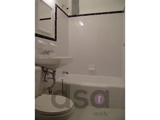 Rented by DSA Realty | media 25