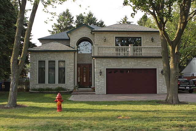 1st image of 132 Ashland Ave