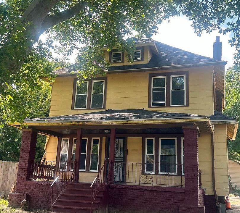 1st image of 11704 Thornwood Ave
