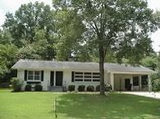 216 College Cir, Athens, GA 30605