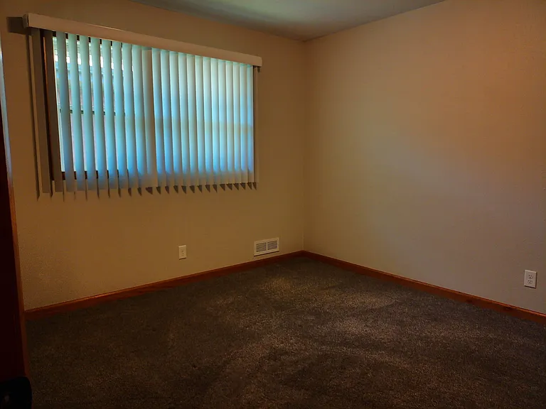 1711 Short St — Photo 9