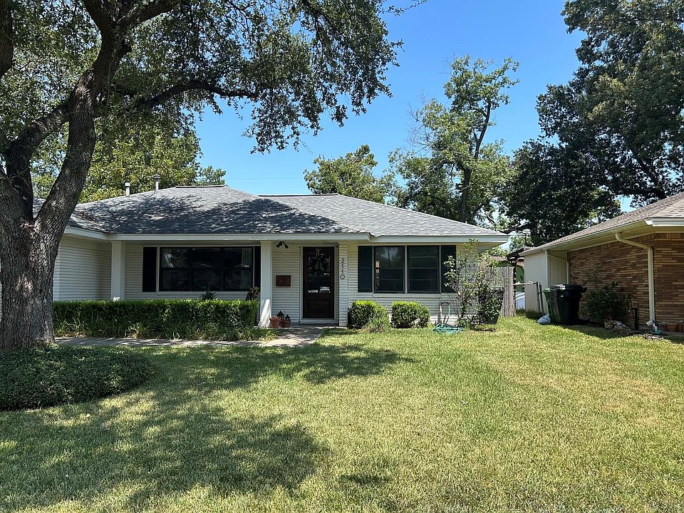1st image of 2110 Hewitt Dr