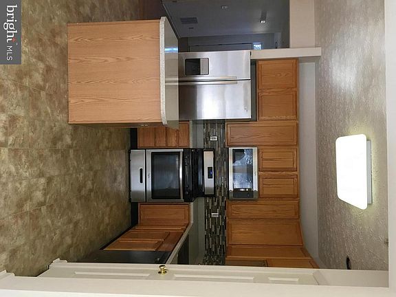 4th image of 8376 Frostwood Dr