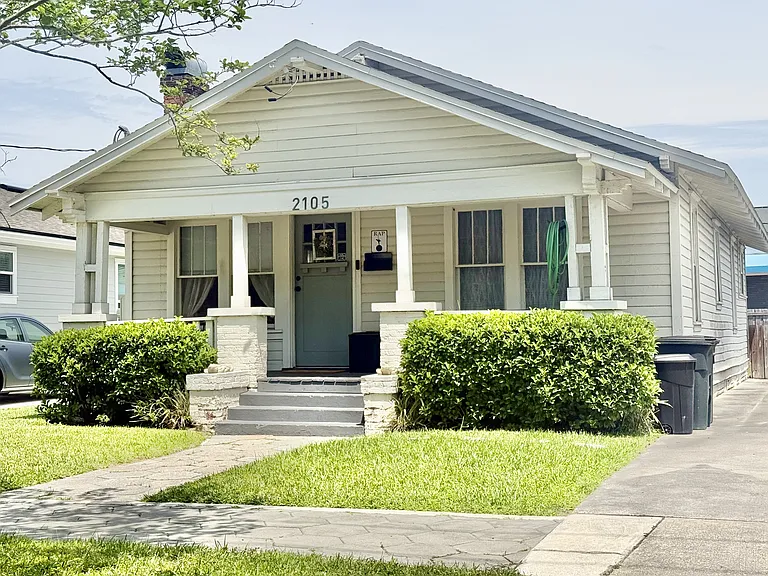 2105 Gilmore St — Photo 1