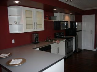 36 Village St #B, Deep River, CT 06417