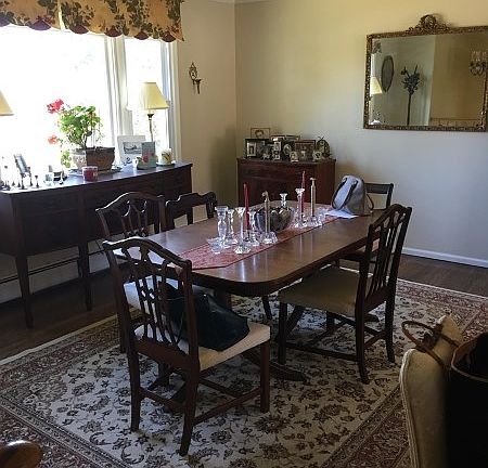 4th image of 27 Ivy Pl