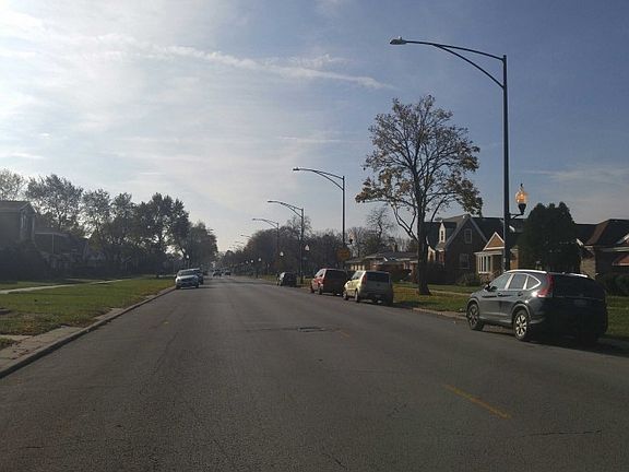 5th image of 8415 S King Dr