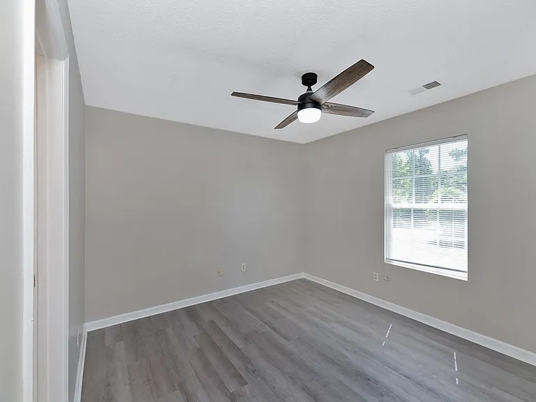 1491 Campus St — Photo 13