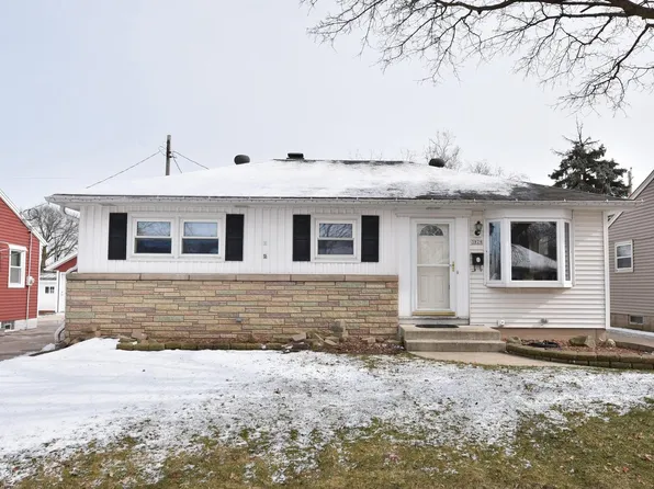 3828 South 55th STREET, Milwaukee, WI 53220