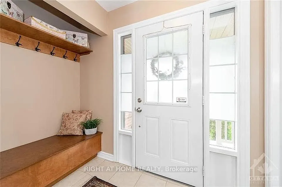 4 bed, $2,995 — Photo 3