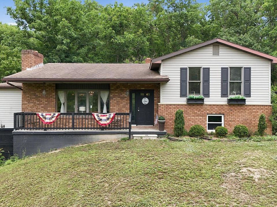1st image of 238 Landis Ln