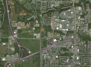 3505 N Steele Blvd, Fayetteville, AR 72703