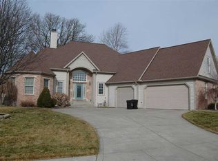 3843 Rosemont Pl, Mishawaka, IN 46544