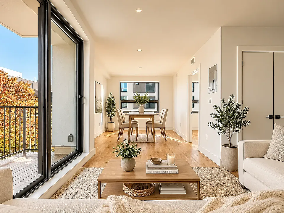 503 Evergreen Ave #4G