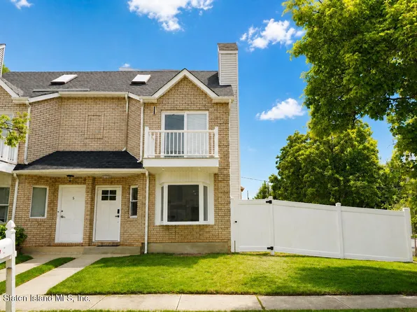 3 Oceanview Ave, Staten Island, NY 10312