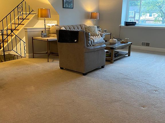 2nd image of 32 Catbird Ct