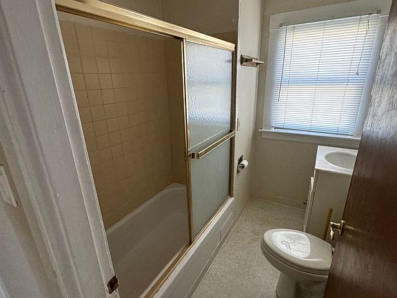 5th image of 53 Maryland Pl