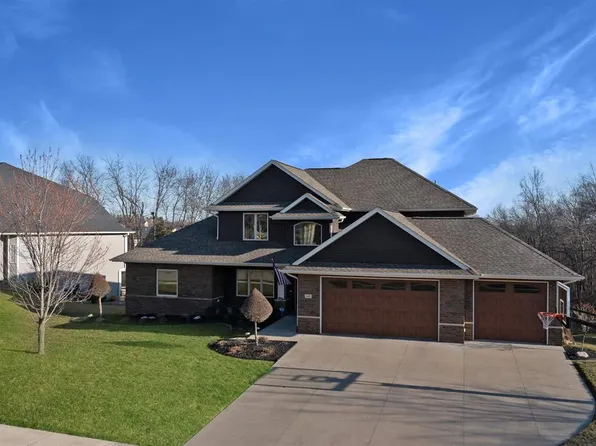 140 Auburn East Ln, Coralville, IA 52241